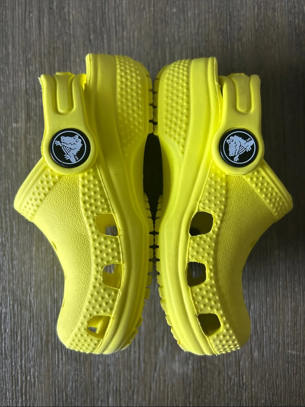 CROCS Kids' Classic Clog - Bright Yellow, Like New, Sz. C5.